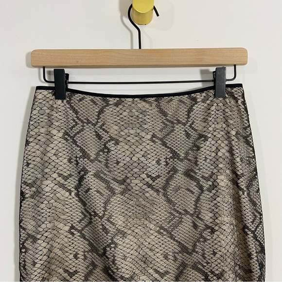 Wolford Black Nude Lace Snakeskin Design Slip Mini Skirt - Picture 2 of 7